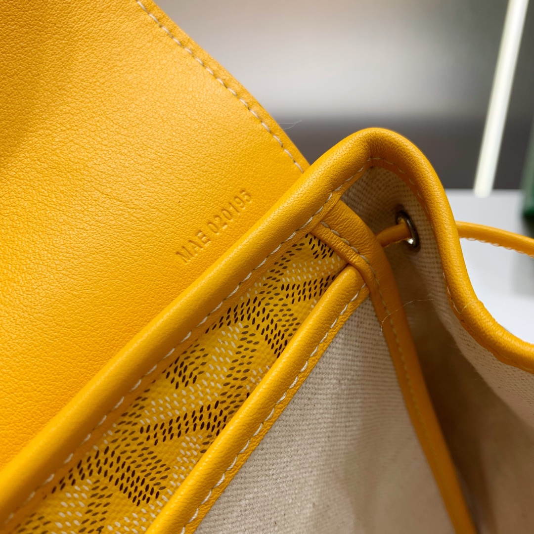 Alpin Mini Backpack In Yellow